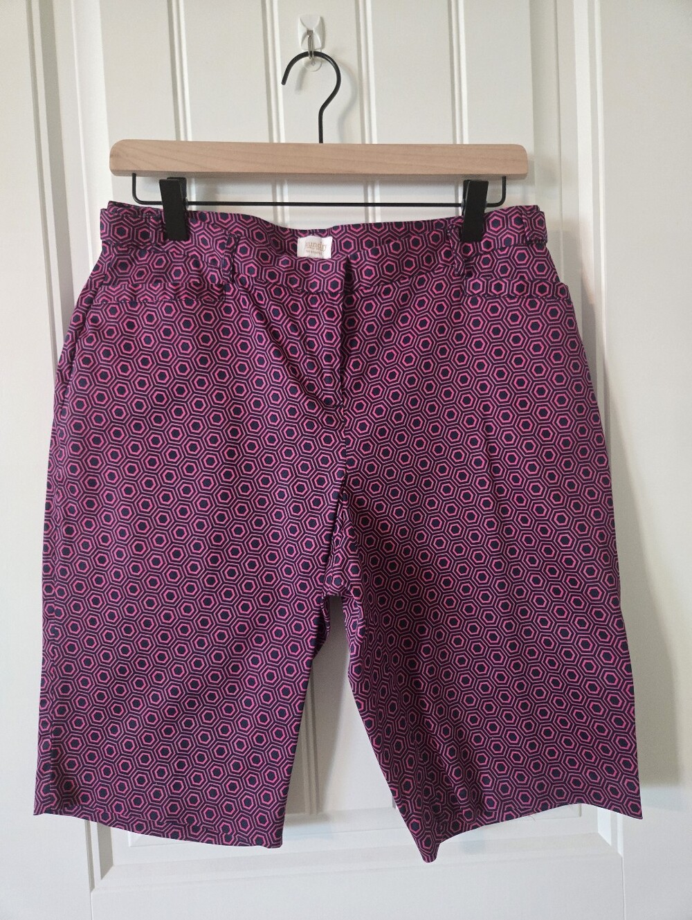 Laundry By Shelli Segal Pink and Blue Geometric Shorts